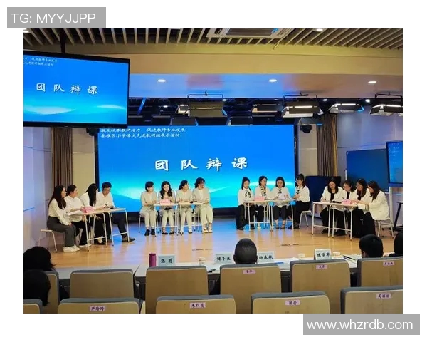 南京足球队的团队协作探秘:凝聚力与默契的完美结合 南京足球队的团队协作探秘:凝聚力与默契的完美结合