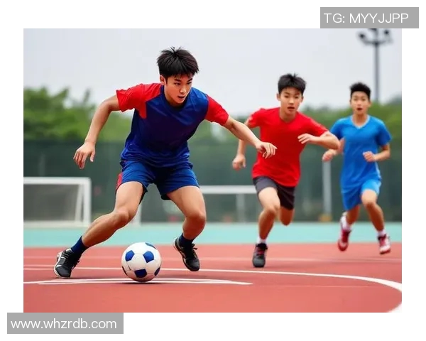 少年热爱足球的梦想与成长之路探索